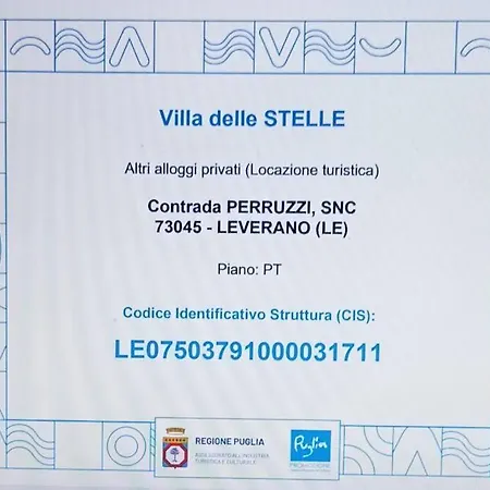 Delle Stelle Con Piscina 別荘