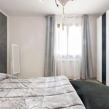 Vakantiehuis Delle Stelle Con Piscina